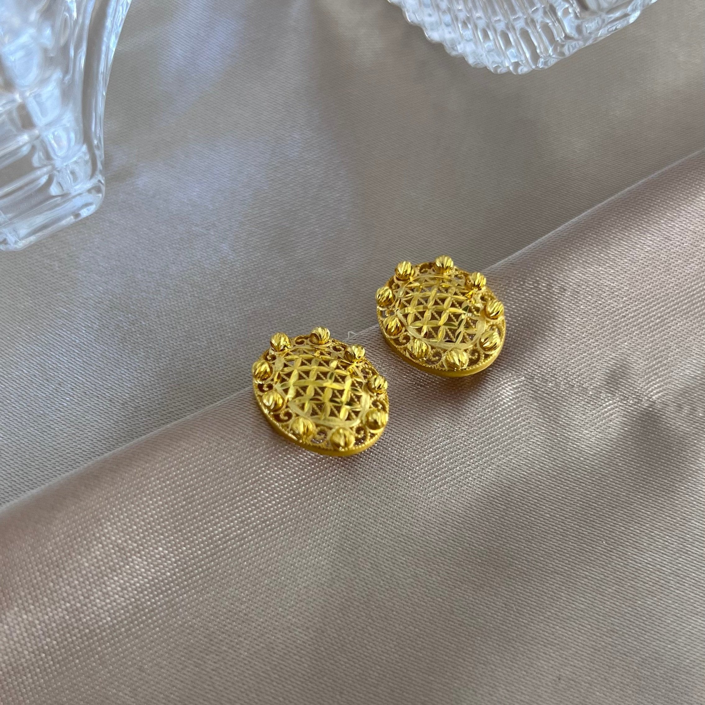 Dizayn x Dorika Küpe